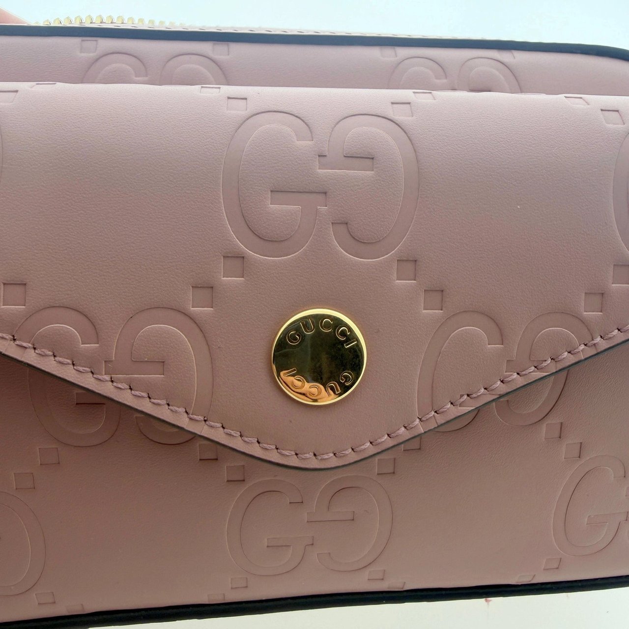 Gucci GG Leather Shoulder Bag Pink Roze