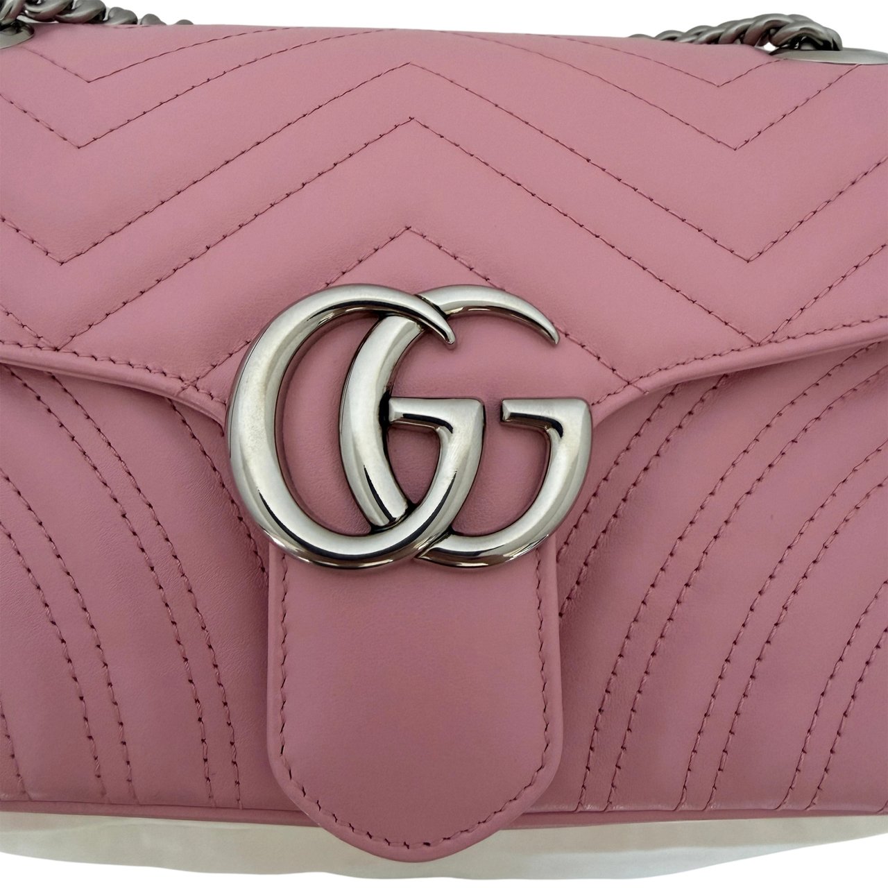 Gucci Gucci GG Marmont Small pink silber Hardware / neuwertig Roze