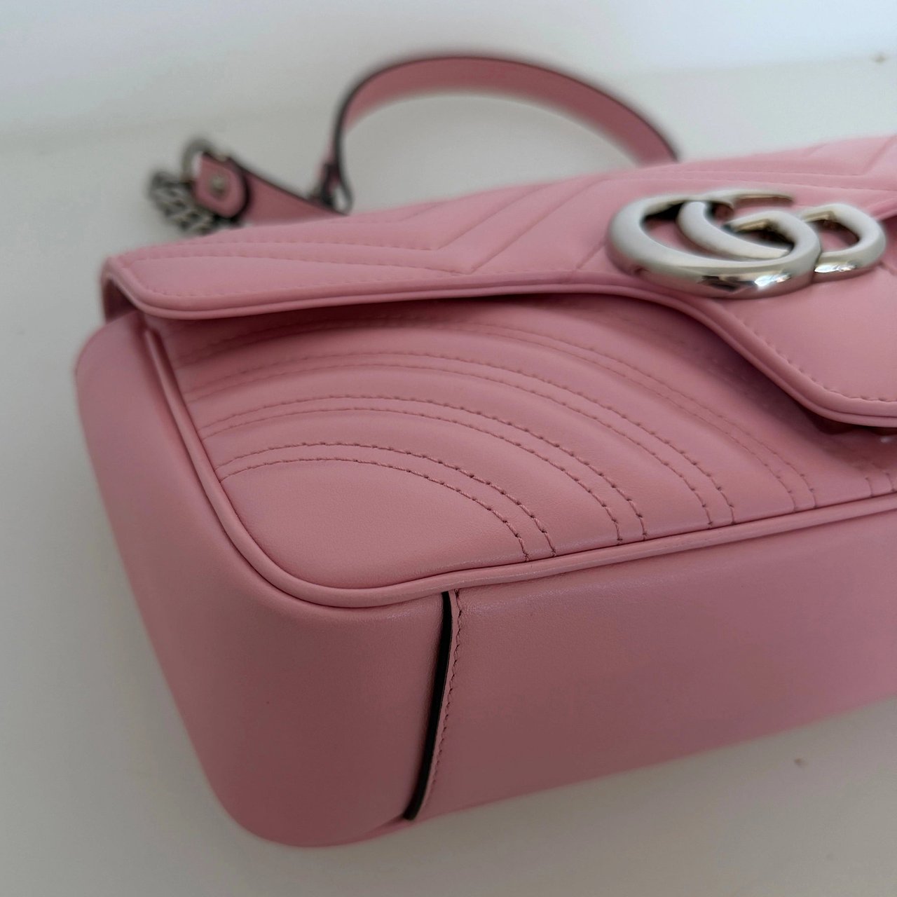 Gucci Gucci GG Marmont Small pink silber Hardware / neuwertig Roze
