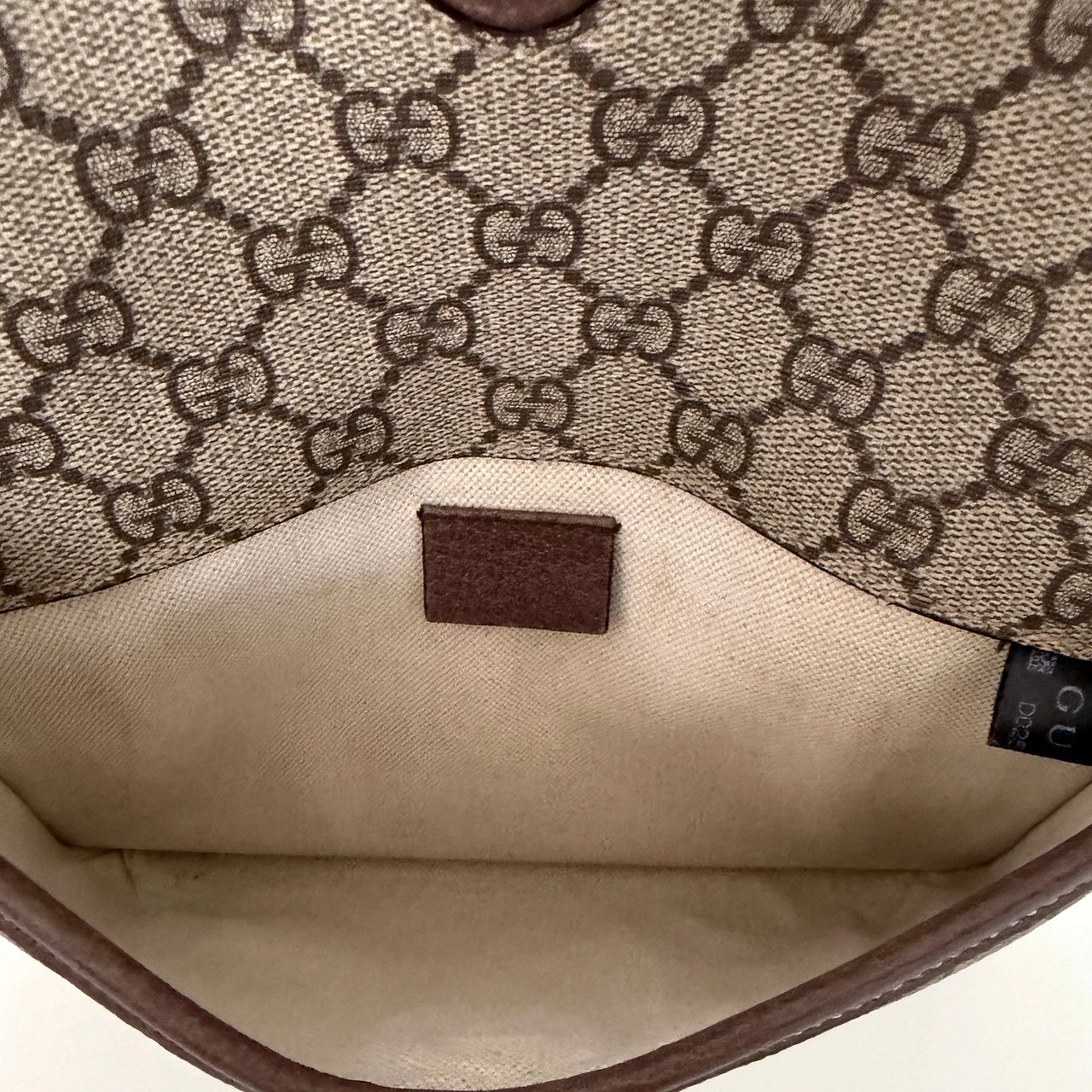 Gucci Gucci Neo Vintage GG Supreme Belt Bag / gut Beige