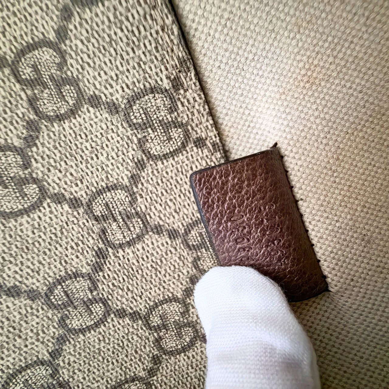 Gucci Gucci Neo Vintage GG Supreme Belt Bag / gut Beige