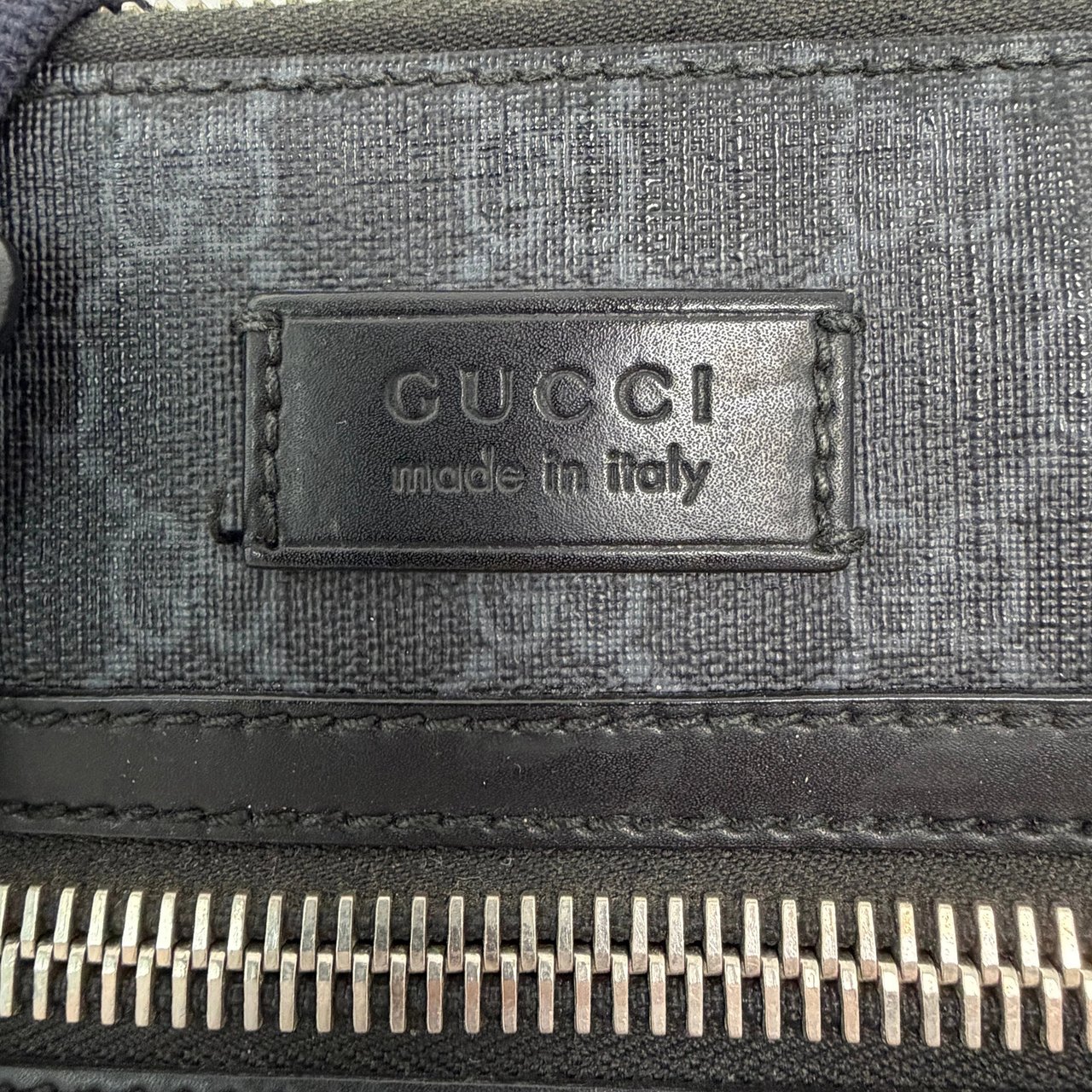 Gucci Gucci GG Supreme Messenger Bag navy / akzeptabel Divers