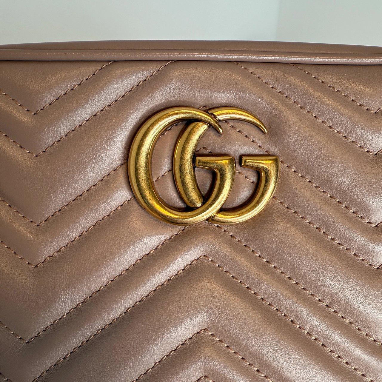 Gucci GG Marmont Small Chain Shoulder Bag Rosa Roze
