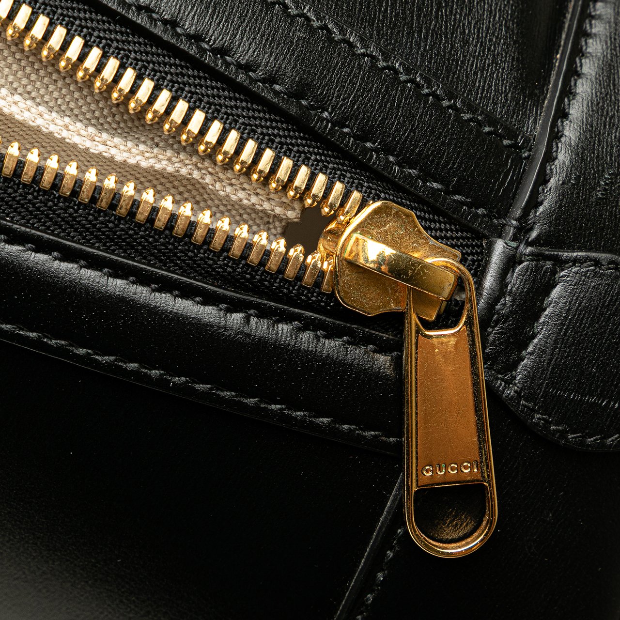 Gucci Small Leather Horsebit 1955 Duffle Bag Zwart