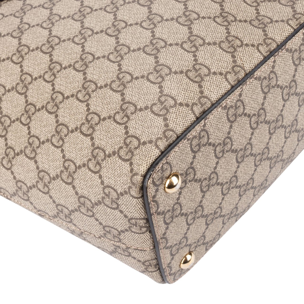 Gucci Gucci GG Supreme Monogram Zip Shopper Bag Bruin