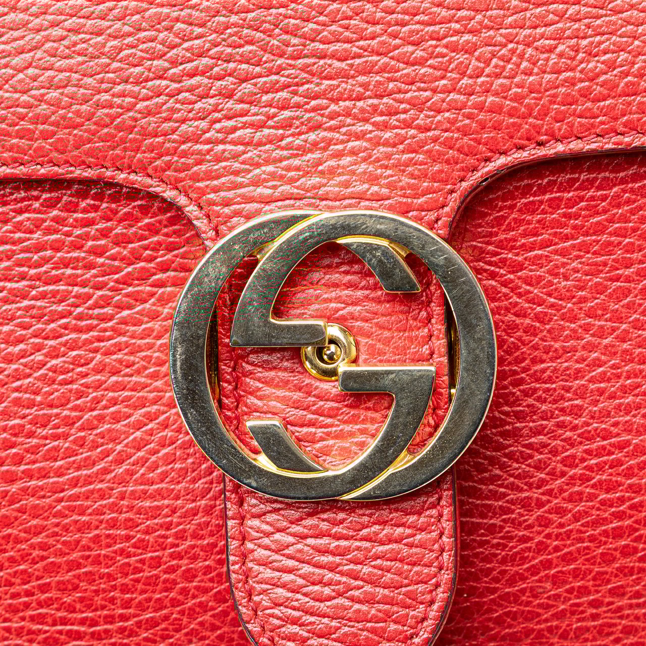 Gucci Medium Dollar Calf Interlocking G Satchel Rood