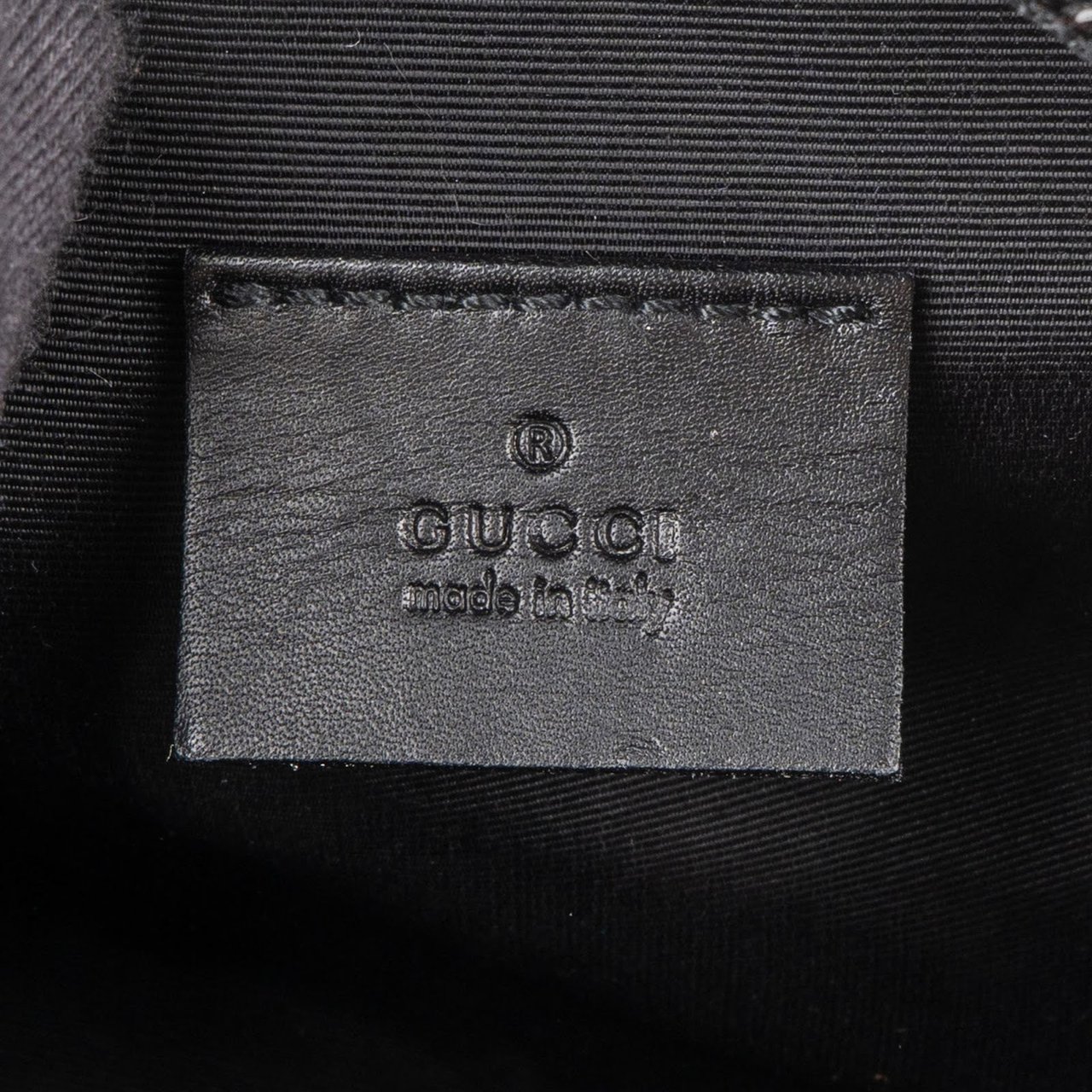 Gucci Monogram GG Denim Cosmetic Pouch Zwart