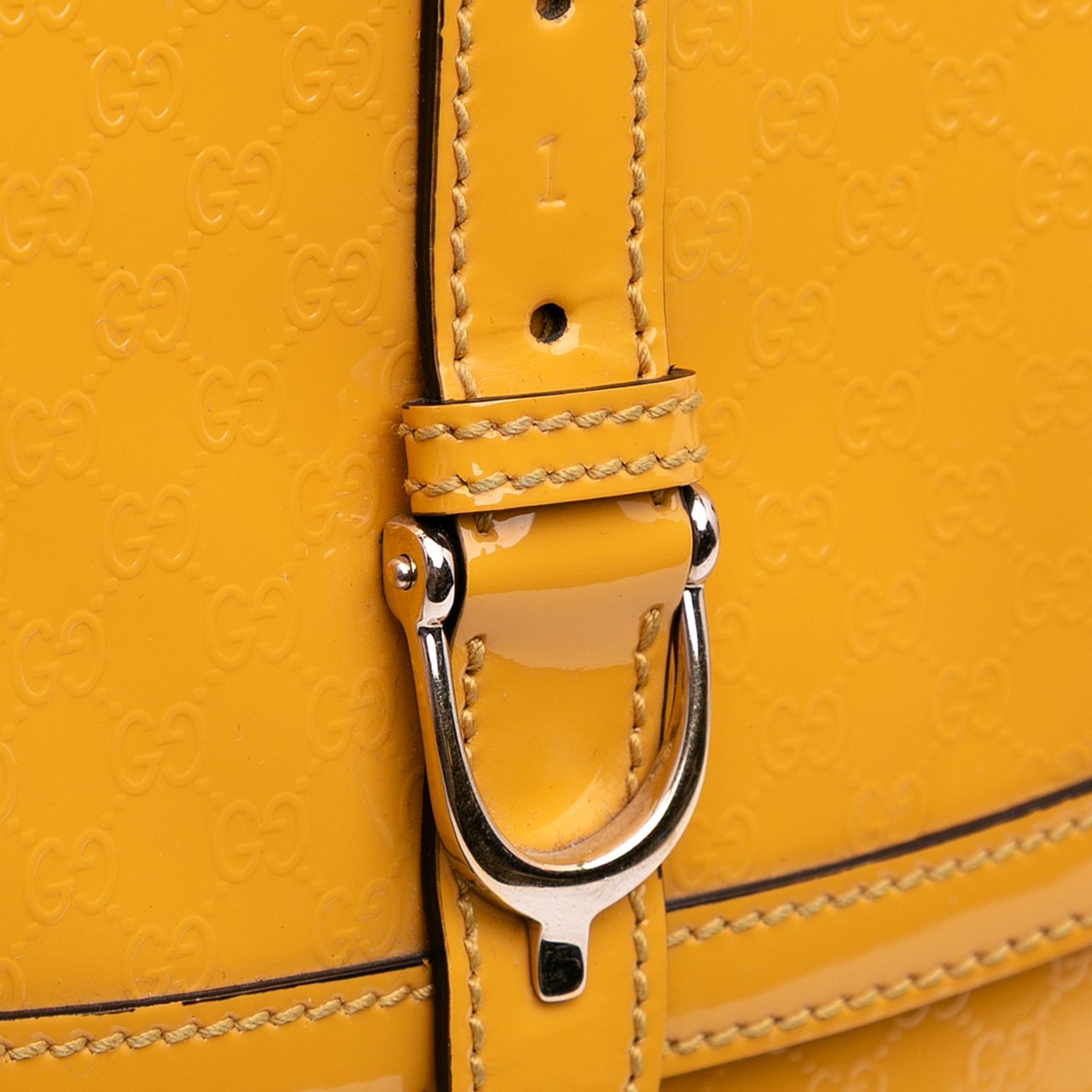 Gucci Microguccissima Patent Stirrup Crossbody Geel