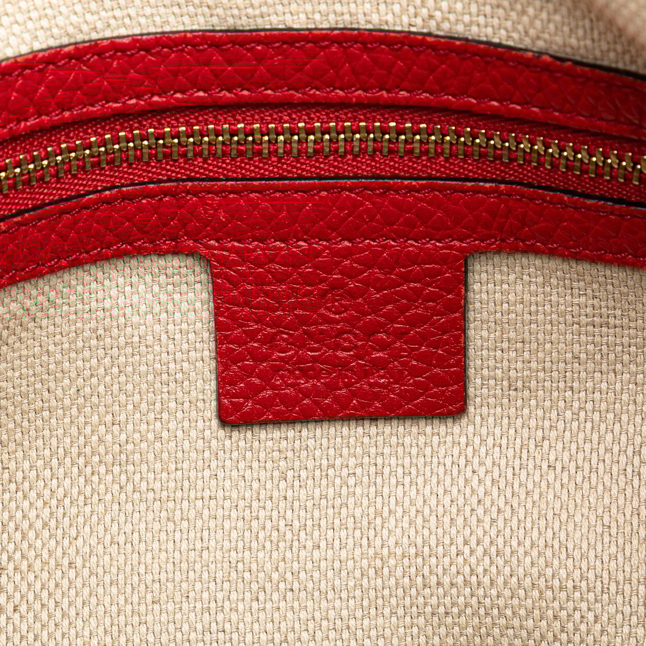 Gucci Large Pebbled Calfskin Soho Convertible Hobo Rood