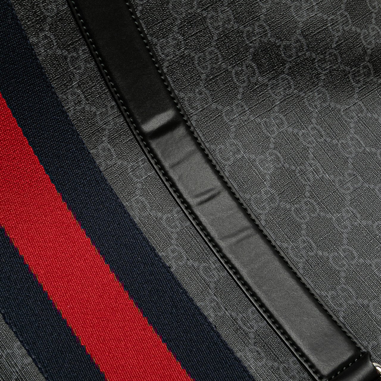 Gucci Large GG Supreme Web Tote Zwart