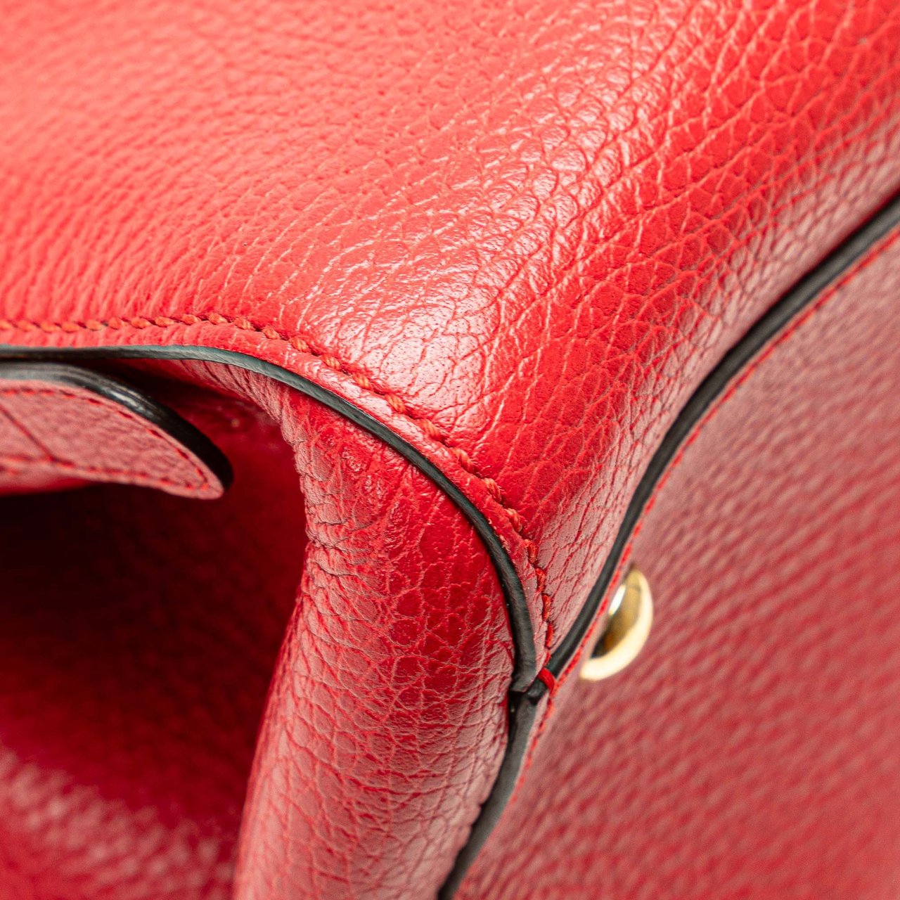 Gucci Calfskin Swing Top Handle Satchel Rood