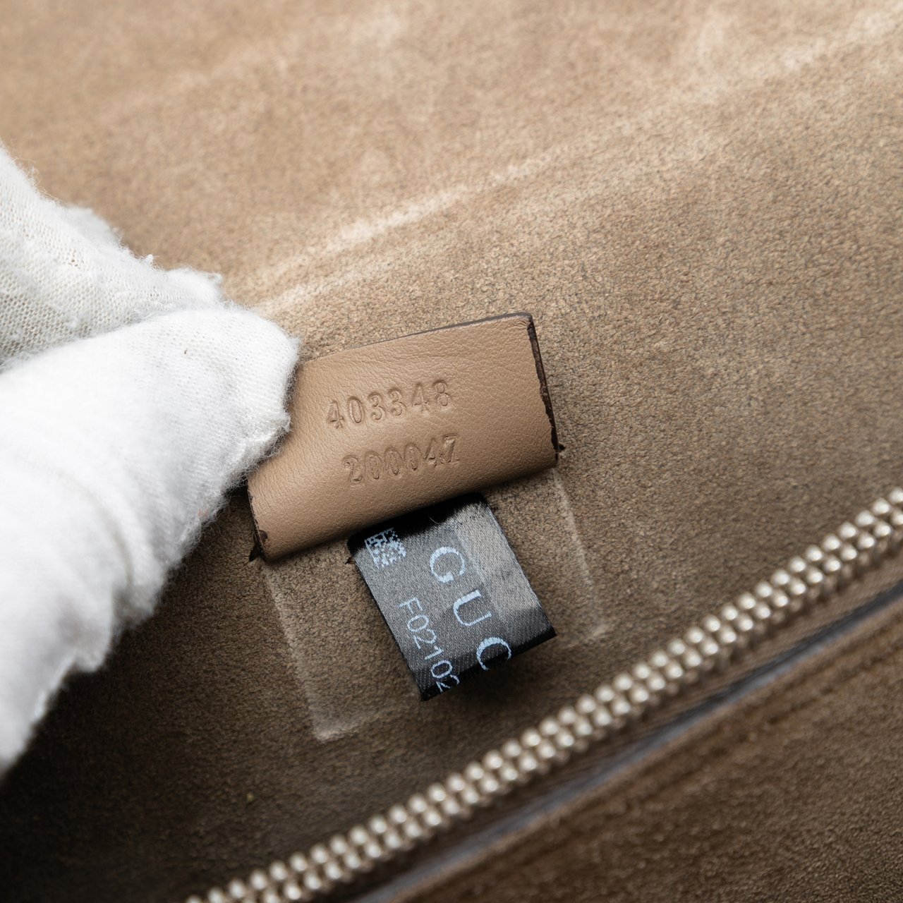 Gucci Medium GG Supreme Dionysus Shoulder Bag Bruin