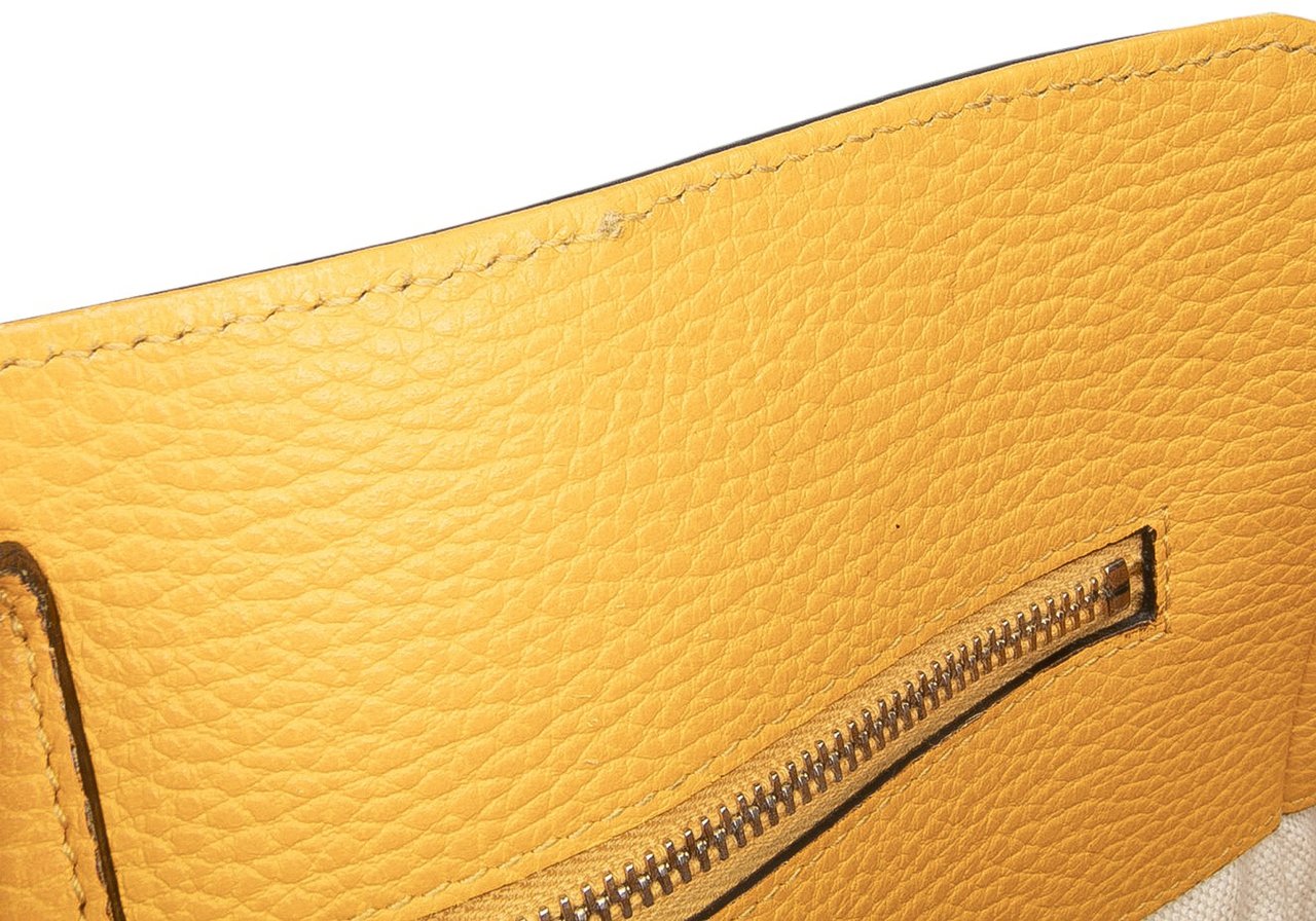 Gucci Medium Leather Swing Tote Geel