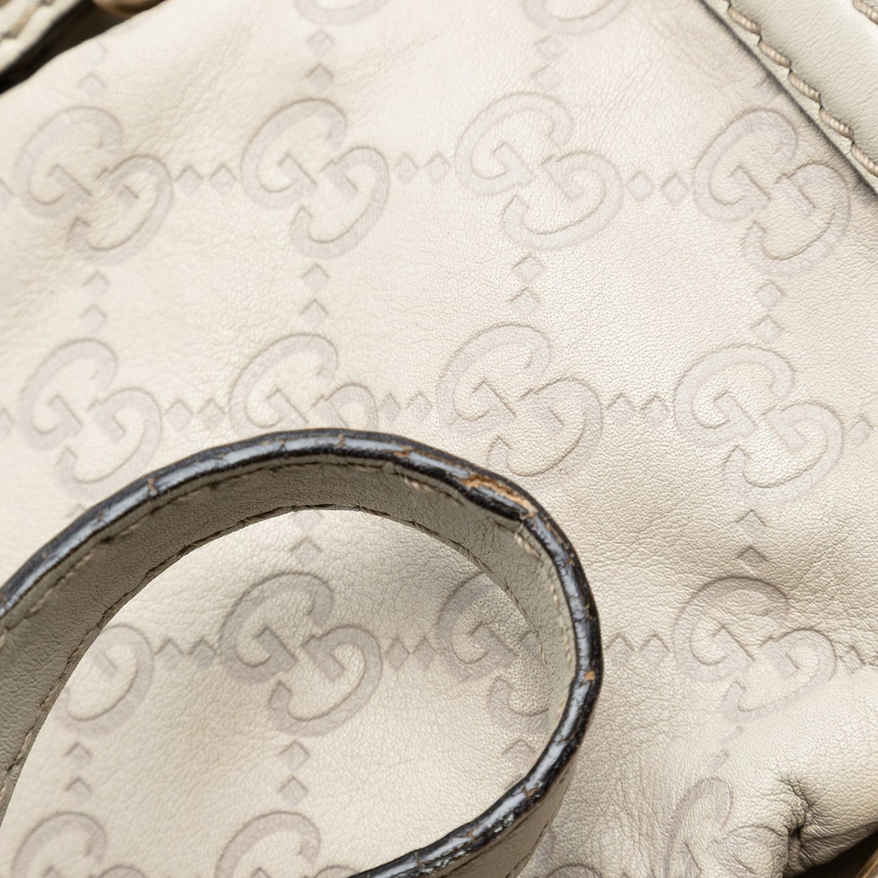 Gucci Guccissima Sukey Satchel Bruin