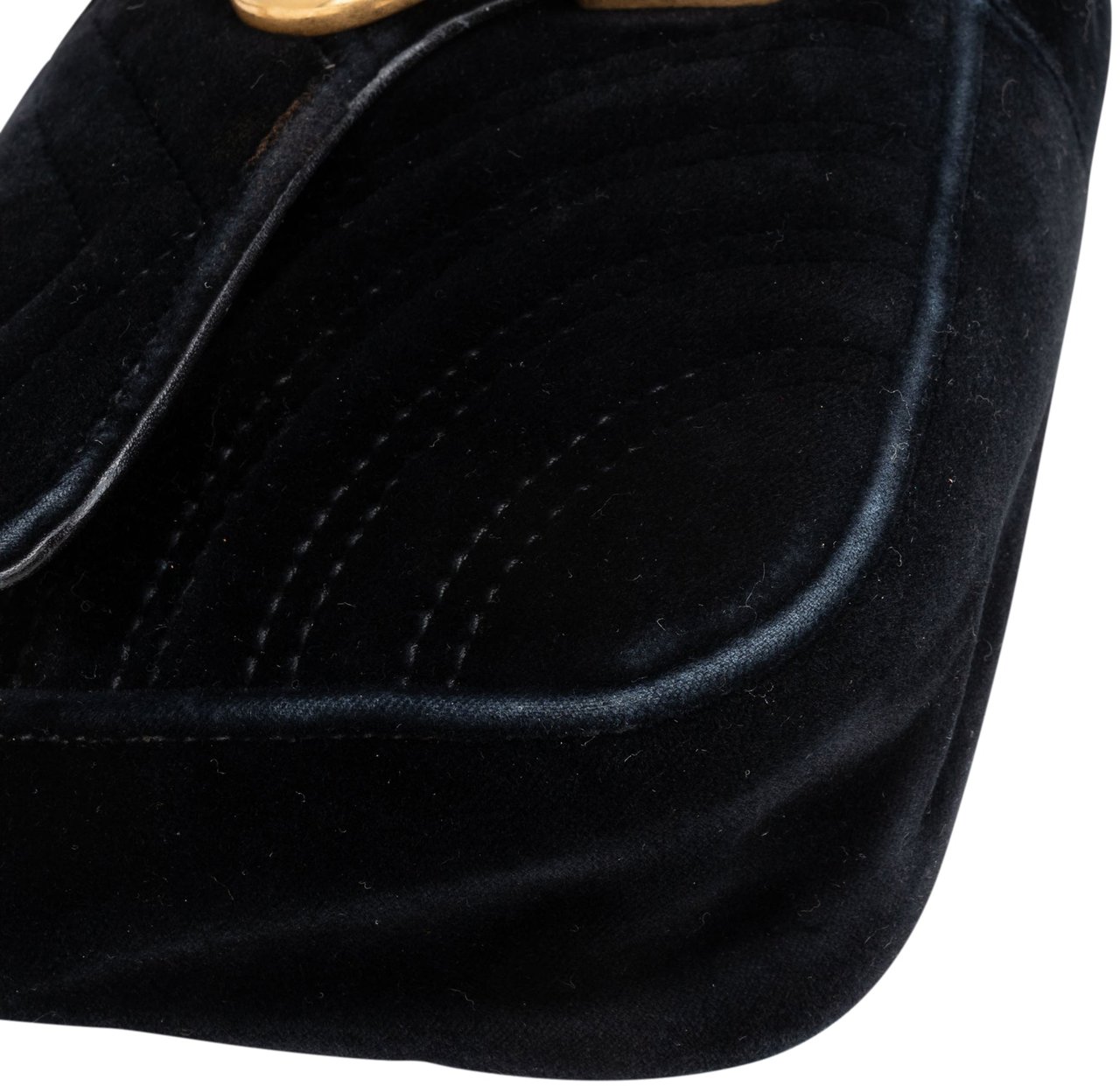 Gucci Gucci Black Satin Marmont Crossbody Bag Divers