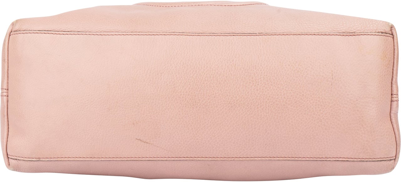 Gucci Gucci Pink Leather Soho Crossbody Bag Roze