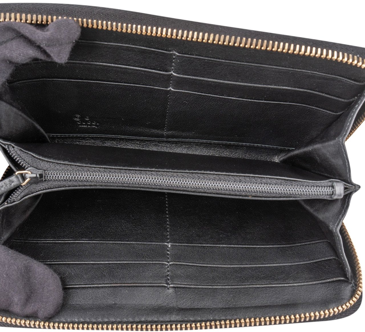 Gucci Microguccissima Leather Zip Around Wallet Zwart