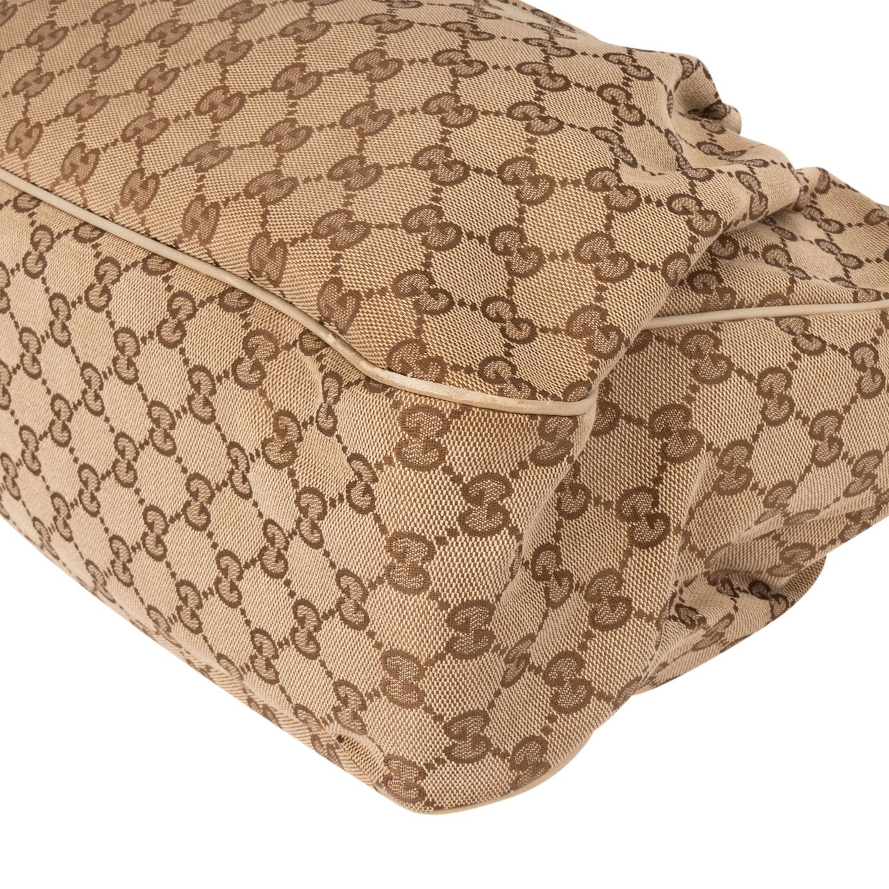 Gucci Gucci GG Monogram Sukey Handbag Divers
