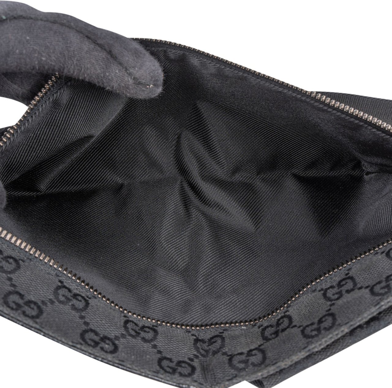 Gucci Monogram GG Belt Crossbody Bag Zwart