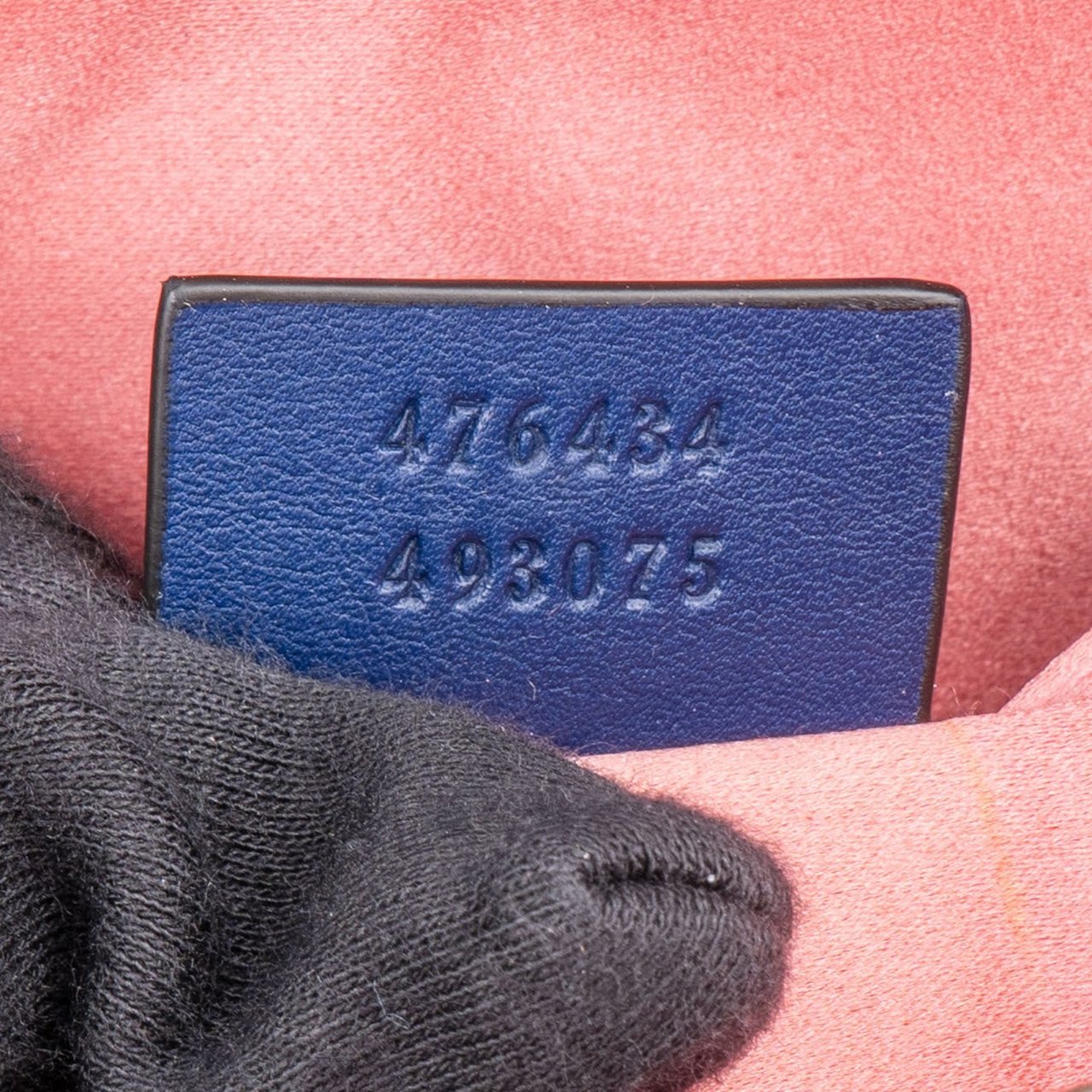 Gucci Gucci Blue Leather Velvet GG Marmont Matelassé Belt Bag Blauw