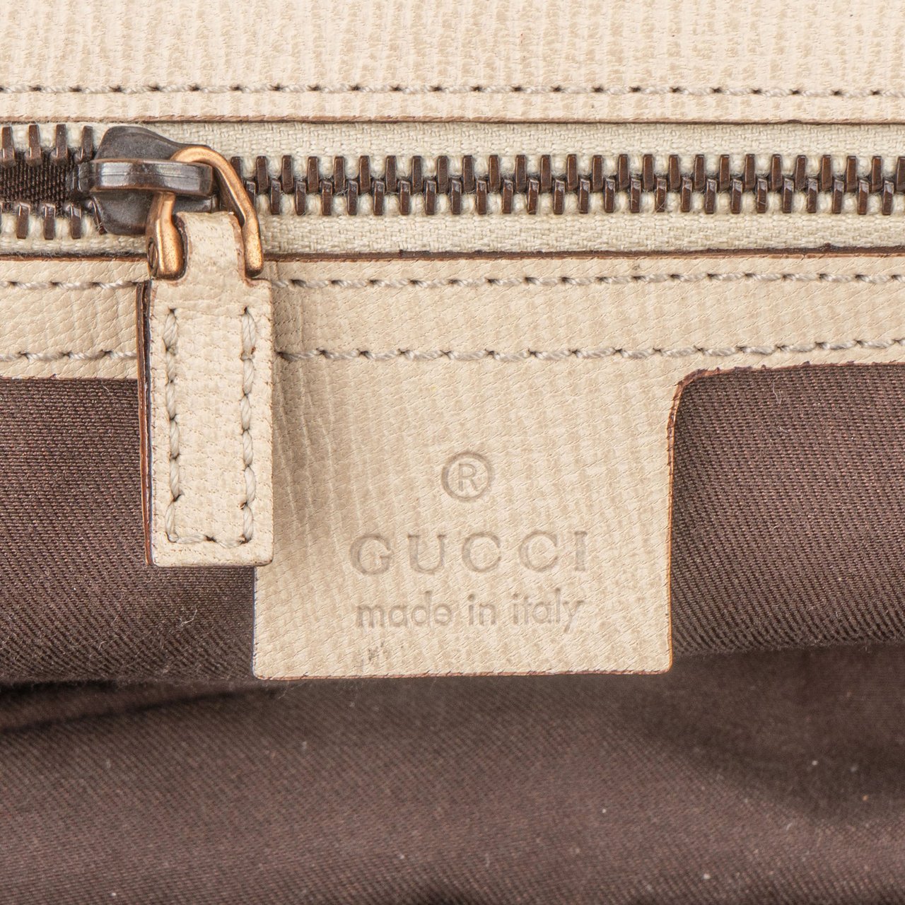 Gucci Gucci Leather Horsebit Handbag Wit