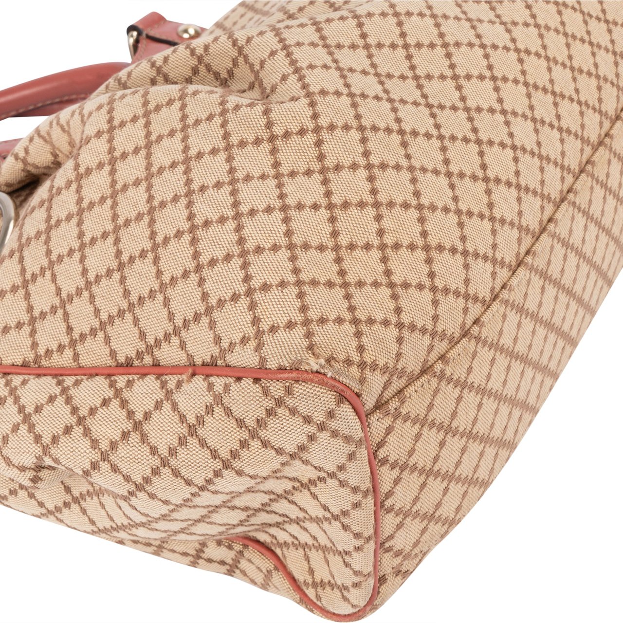 Gucci Gucci Monogram Sukey Handbag Divers