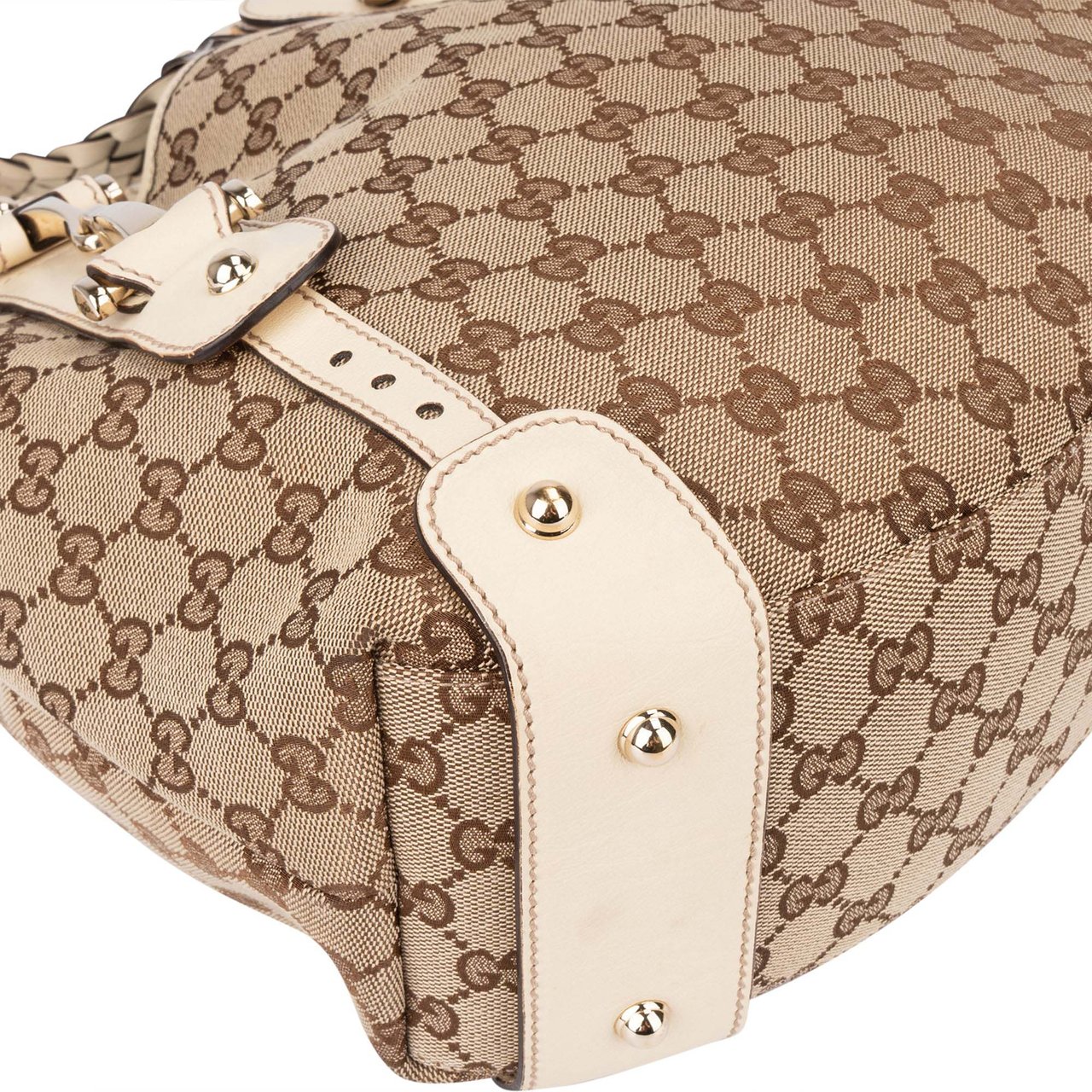 Gucci Gucci GG Monogram Pelham Handbag Divers