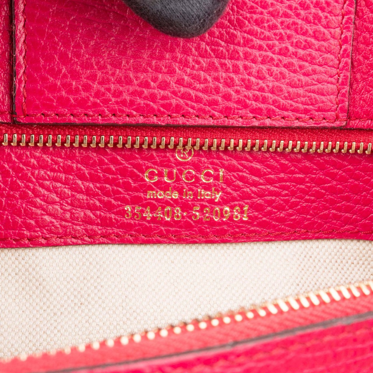 Gucci Gucci Classic Pink Leather Handbag Roze
