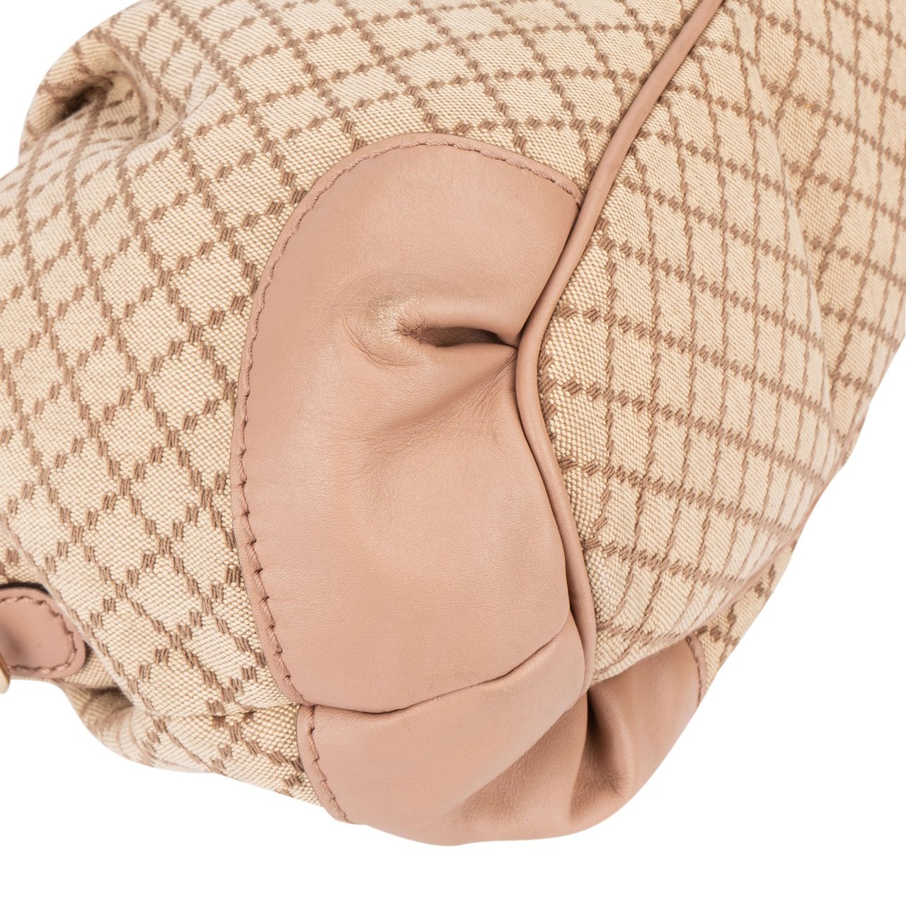 Gucci Gucci Monogram Sukey Handbag Divers