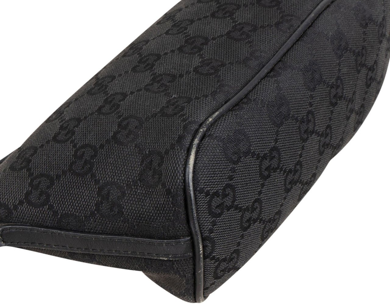 Gucci Monogram GG Canvas Pochette Boat Handbag Zwart