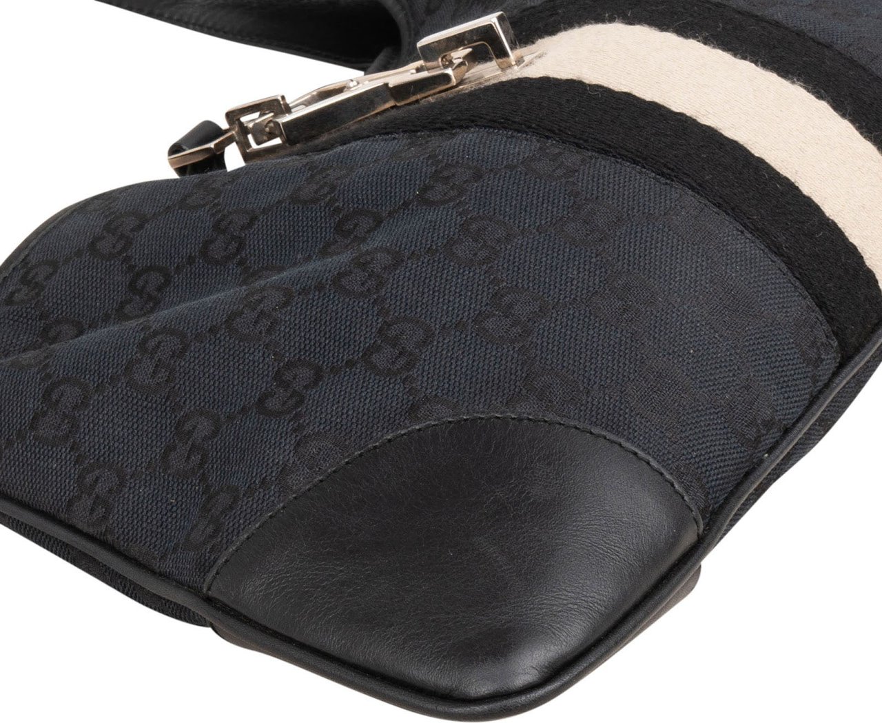 Gucci Monogram GG Canvas Jackie Shoulder Bag Zwart