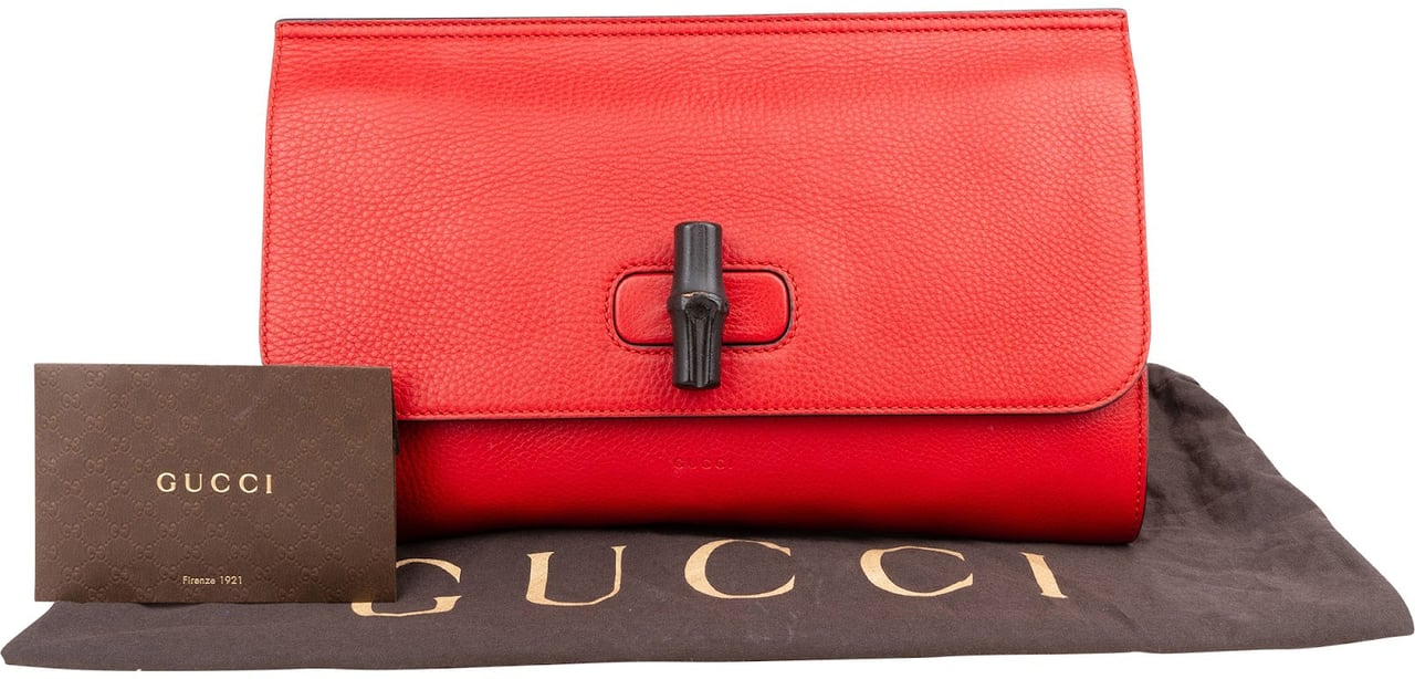 Gucci Red Pebbled Leather Bamboo Clutch Bag Rood