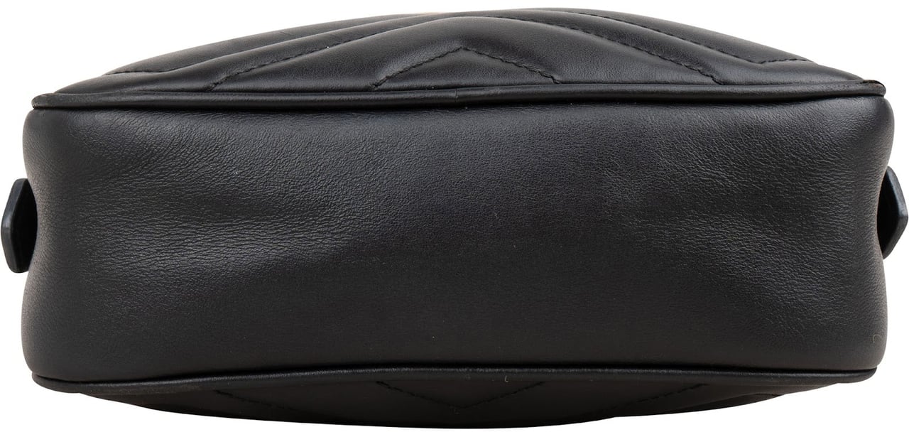 Gucci Matelassé Leather GG Marmont Mini Camera Crossbody Bag Zwart