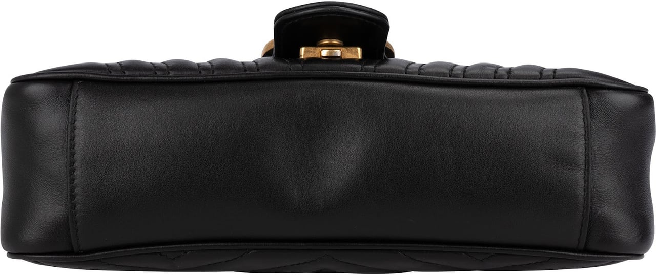 Gucci Matelassé Leather GG Marmont Shoulder Crossbody Bag Zwart
