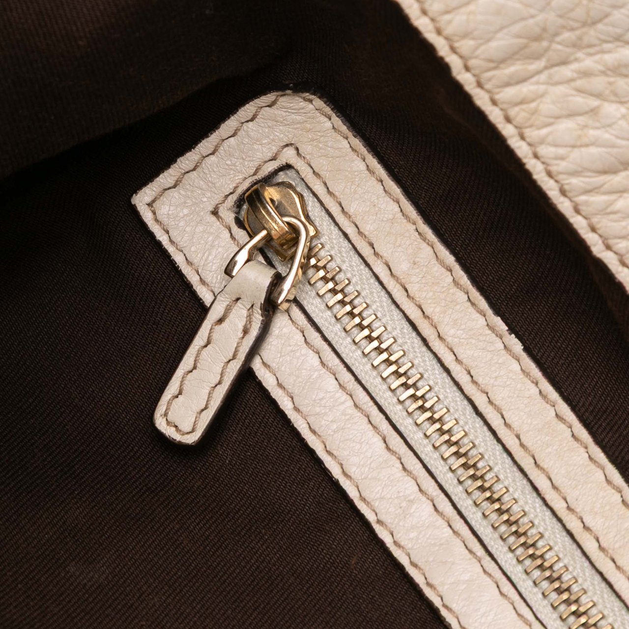 Gucci GG Canvas Charlotte Tote Bruin