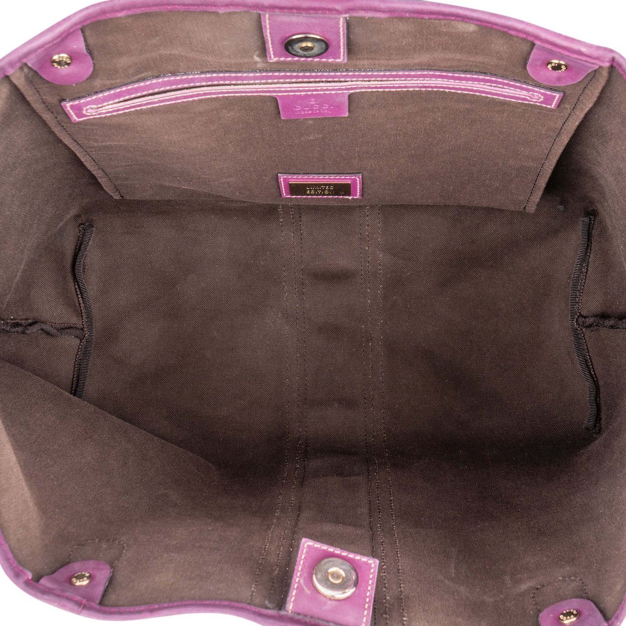 Gucci Gucci Limited GG Supreme Monogram Handbag Divers