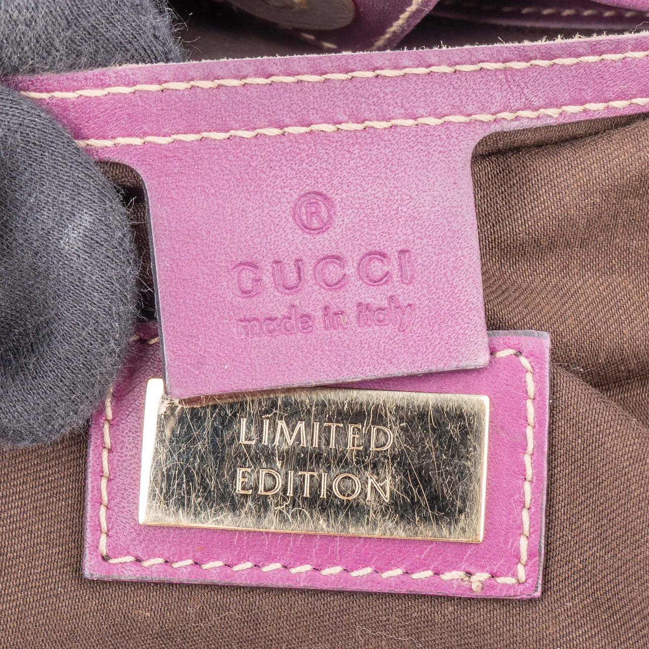 Gucci Gucci Limited GG Supreme Monogram Handbag Divers