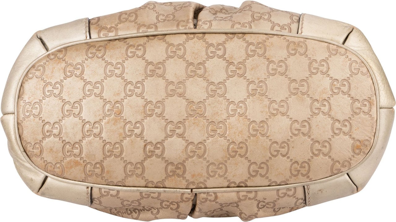 Gucci Gold Guccissima Leather Sukey Handbag Goud