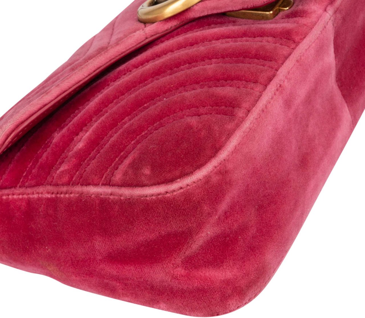 Gucci Gucci Pink Velvet GG Marmont Crossbody Bag Roze