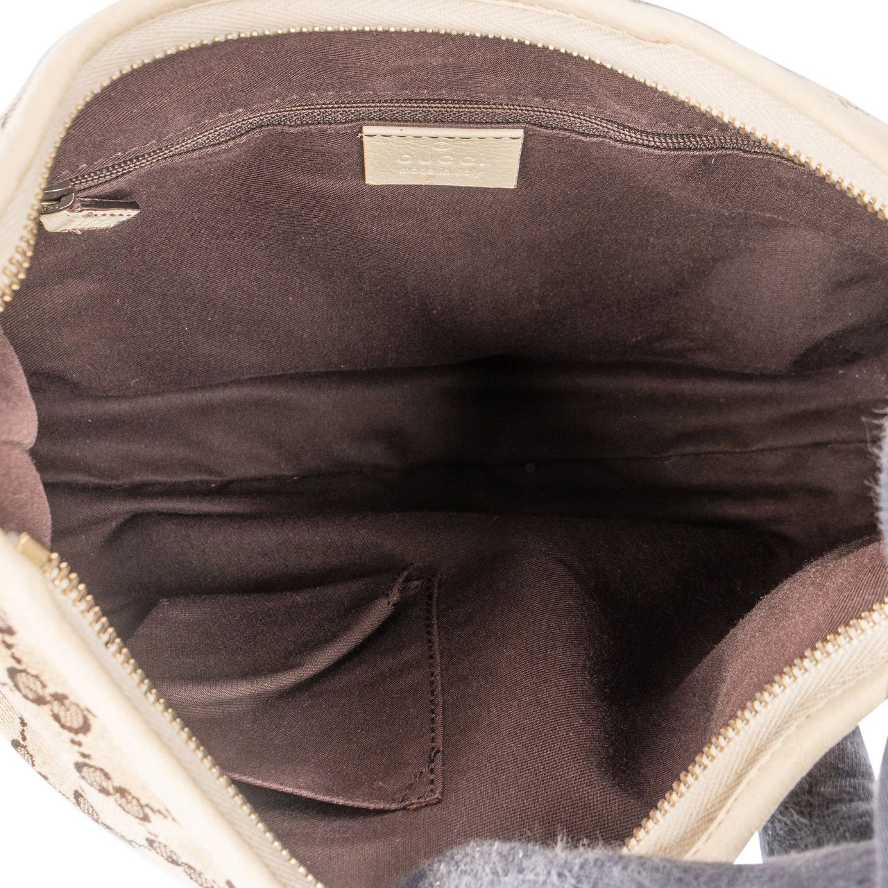Gucci Gucci GG Monogram Abbey Handbag Divers