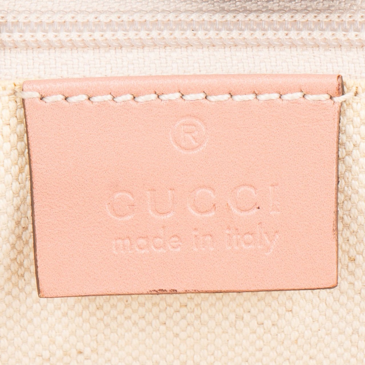 Gucci Pink Puffy Monogram Charmy Handbag Roze