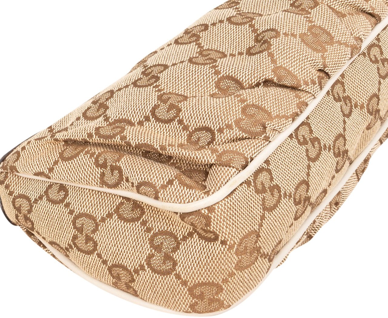 Gucci Monogram GG Lovely Heart Pochette Accessoires Shoulder Bag Beige