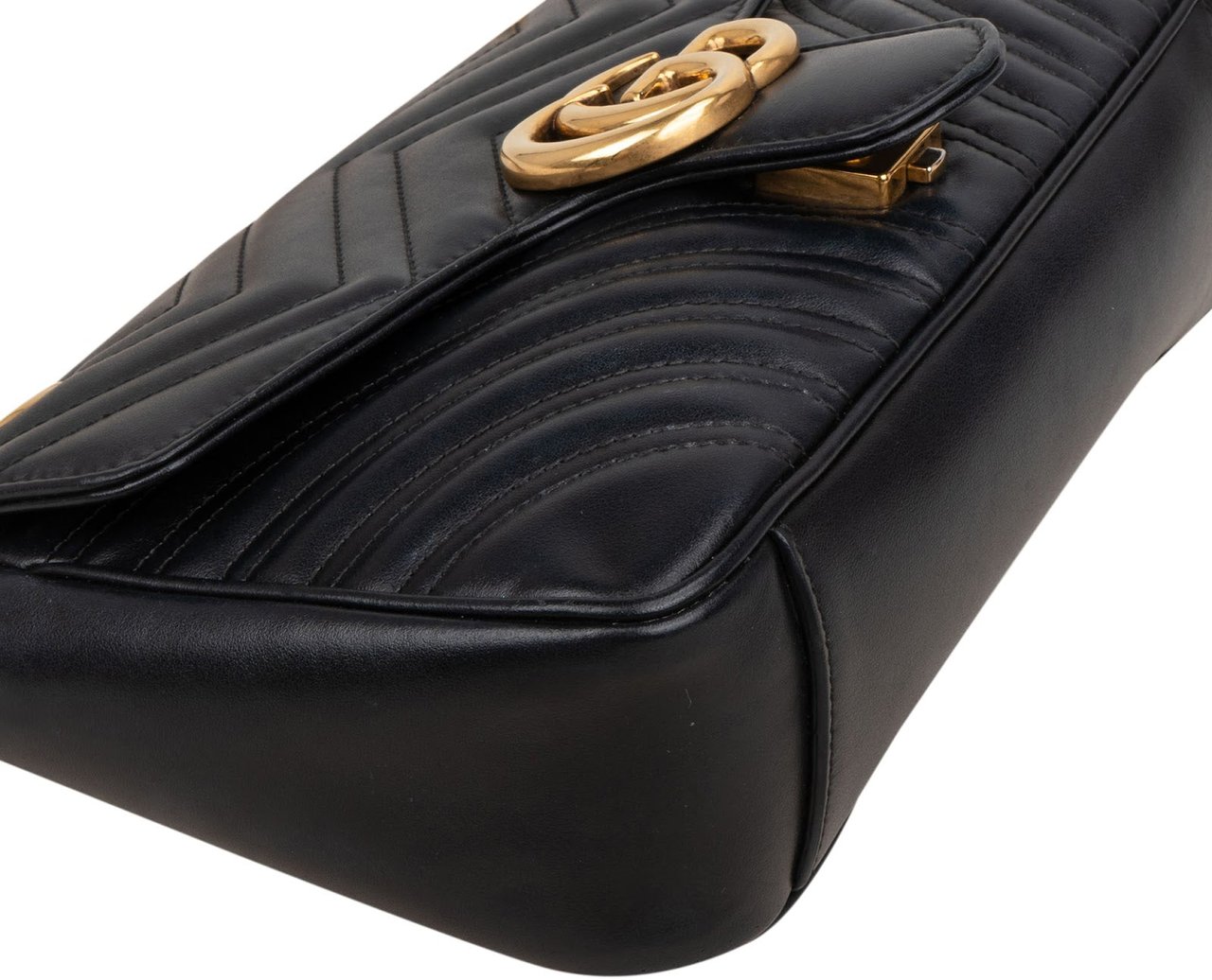 Gucci Chevron Leather GG Marmont Camera Crossbody Bag Zwart