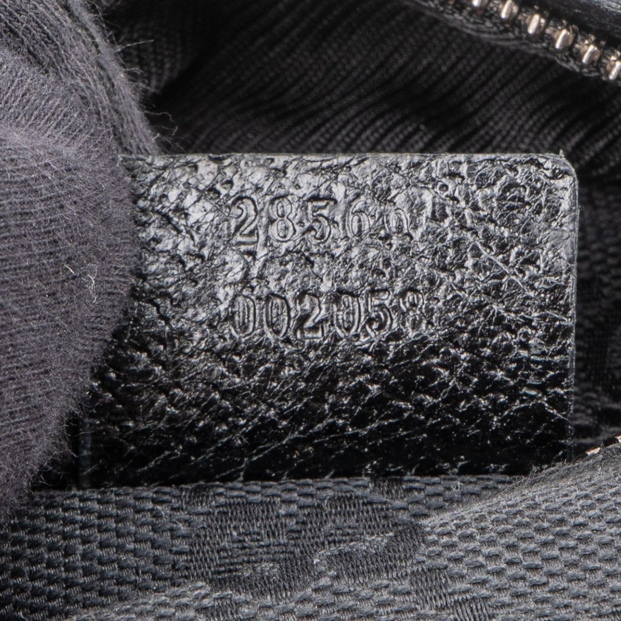 Gucci Monogram GG Belt Crossbody Bag Zwart