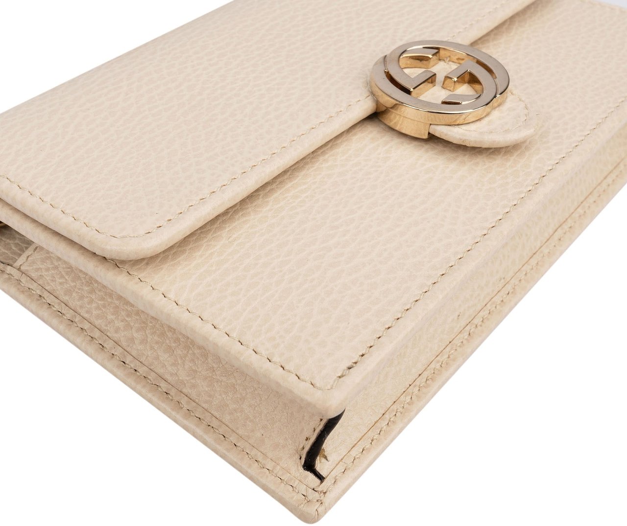 Gucci Grained Leather Interlocking GG Wallet On Chain Crossbody Bag Divers