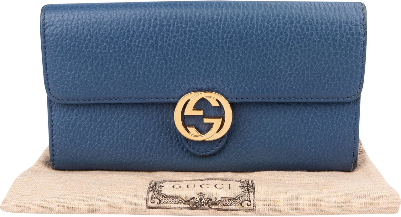 Gucci Pebbled Leather Interlocking GG Continental Wallet Blauw