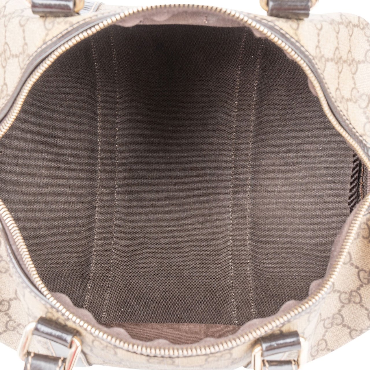 Gucci Monogram GG Supreme Canvas Joy Boston Handbag Divers