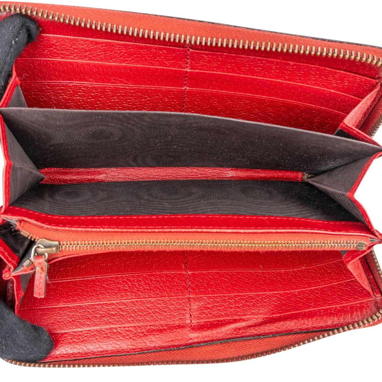 Gucci Monogram Queen Margaret GG Zip Around Wallet Rood