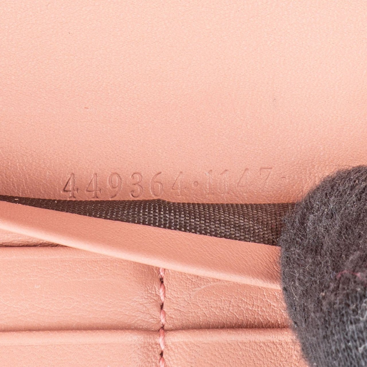 Gucci Microguccissima Flap Clip Wallet Roze