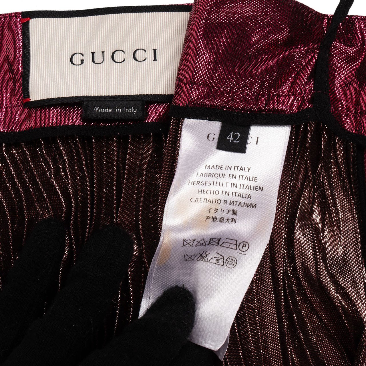 Gucci Metallic Plissee Silk Skirt (IT42) Rood